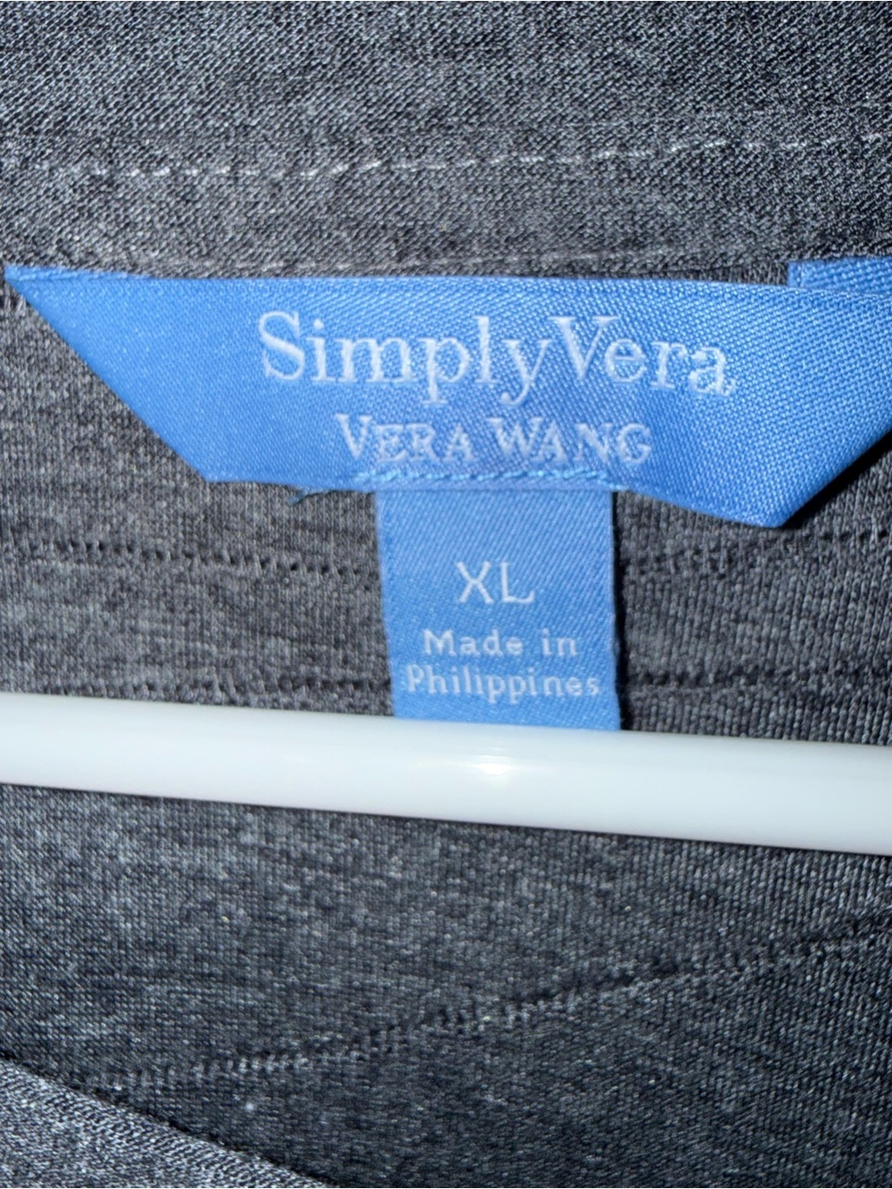 Simply Vera, Vera Wang Women’s Crewneck - Picture 3 of 6